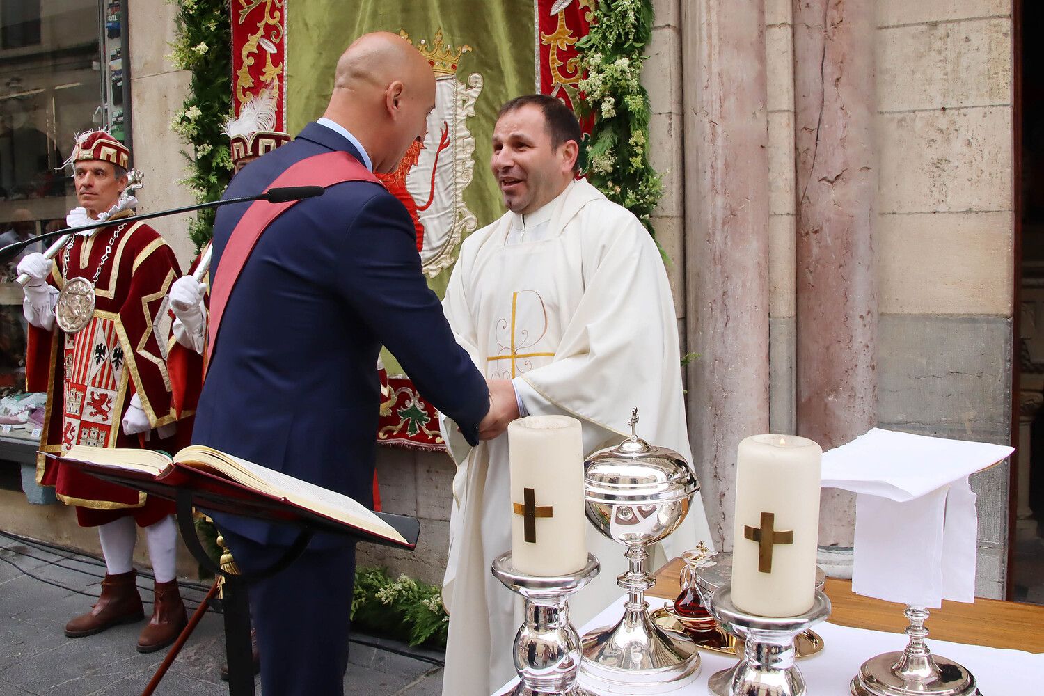  La tradicional Misa de San Juan | Peio García / ICAL