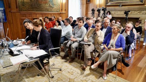 Celebración del pleno Diputación de León Autonomía Leonesa10