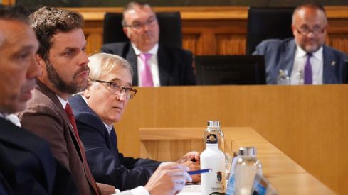 Celebración del pleno Diputación de León Autonomía Leonesa16