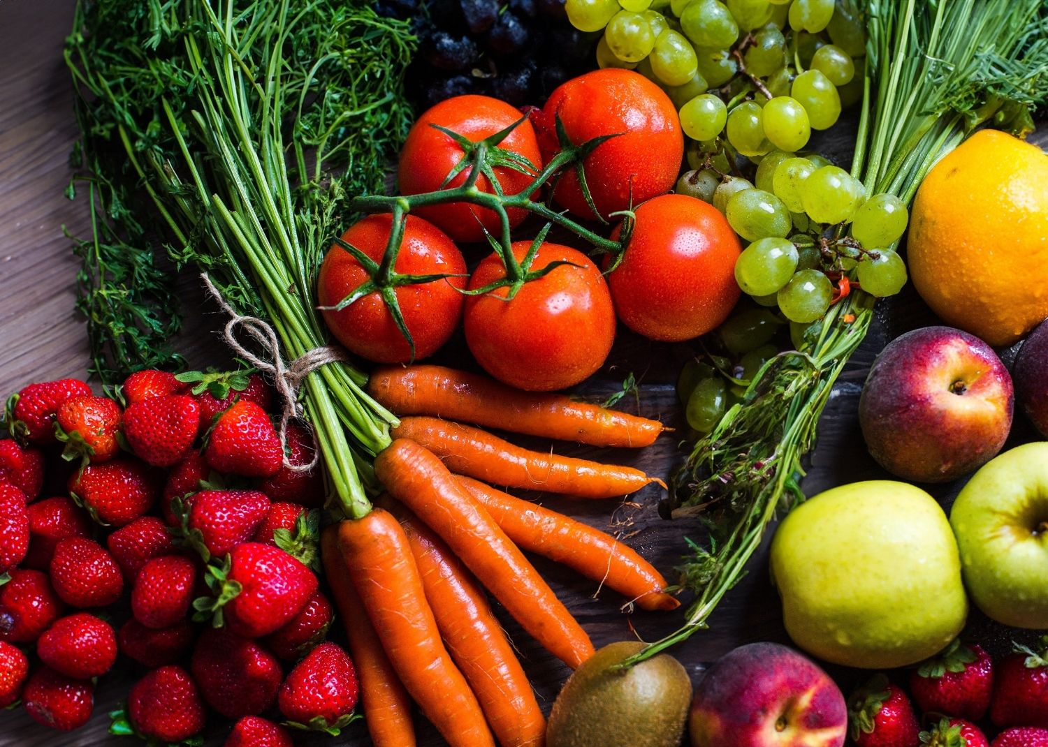 Fresas, zanahorias y tomates (1)