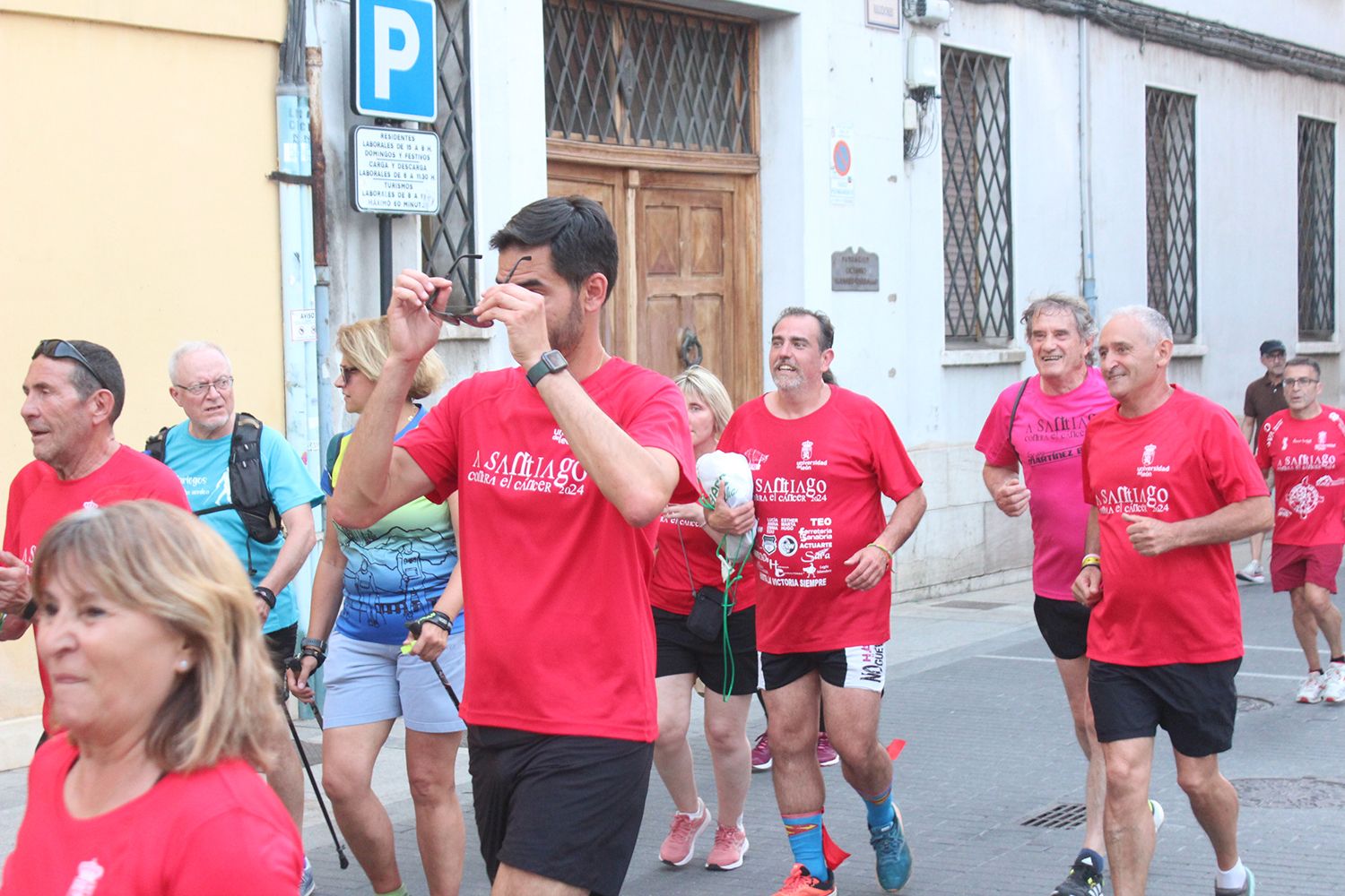 La carrera 'A Santiago contra el cáncer llega a León'11