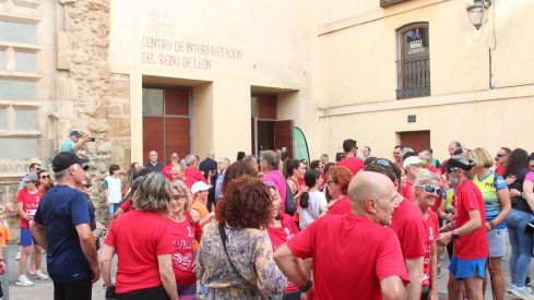 La carrera 'A Santiago contra el cáncer llega a León'12