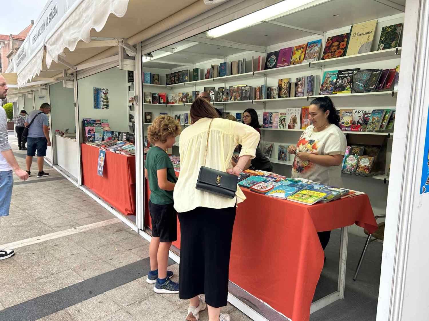 feria del libro la bañeza (3)