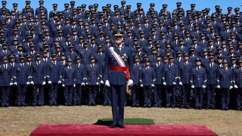 El rey preside la entrega de reales despachos en la ABA León14