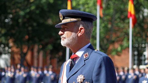 El rey preside la entrega de reales despachos en la ABA León22