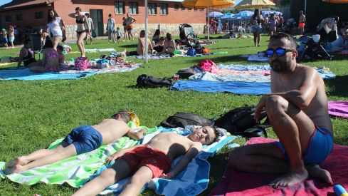 Piscinas municipales de Villaquilambre 