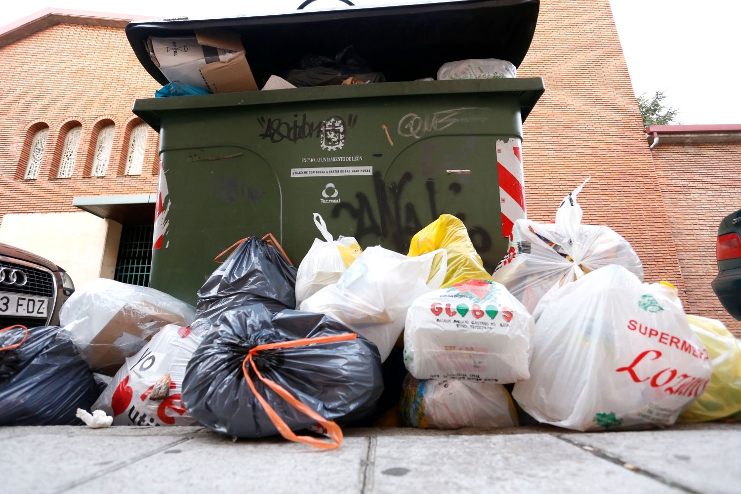 Contenedores de basura en León | Campillo / ICAL.