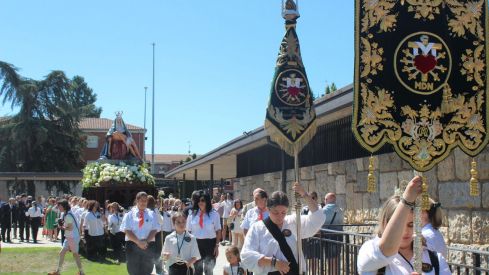 Romería Aparición de La Virgen del Camino Romería Aparición de La Virgen del Camino