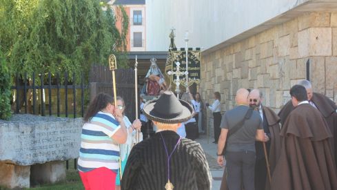 Romería Aparición de La Virgen del Camino Romería Aparición de La Virgen del Camino