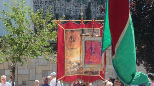 Romería Aparición de La Virgen del Camino Romería Aparición de La Virgen del Camino