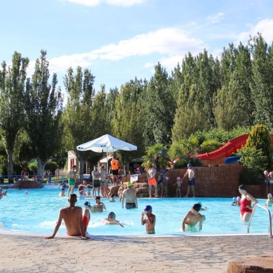Valencia de Don Juan ya tiene fecha de apertura para sus piscinas: El complejo acuático más grande de Castilla y León Valencia de Don Juan ya tiene fecha de apertura para sus piscinas: El complejo acuático más grande de Castilla y León