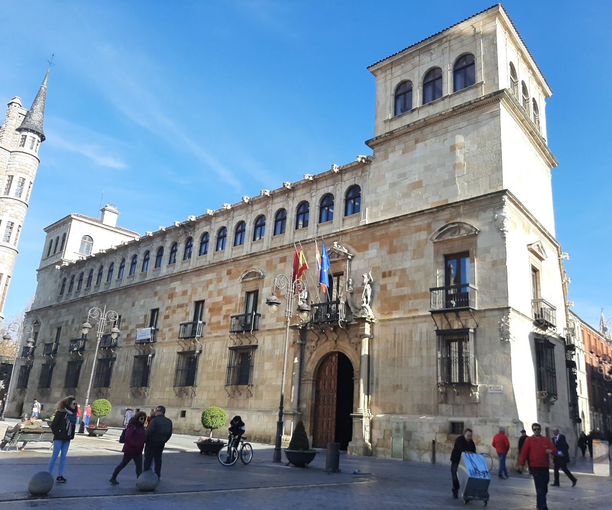 Palacio de los Guzmanes, sede de la Diputación de León