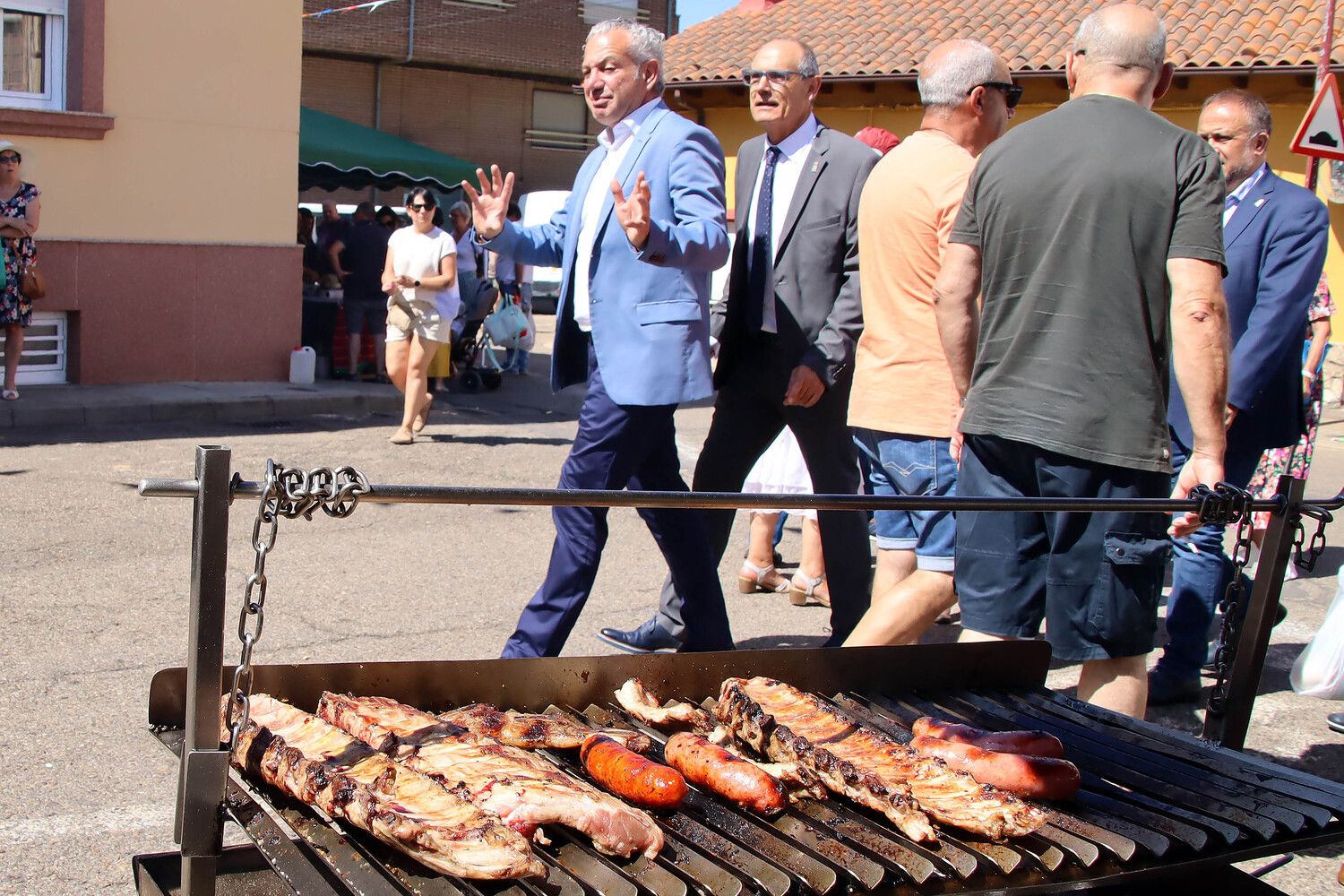  Inauguración de la Feria del Ajo de Santa Marina del Rey en León