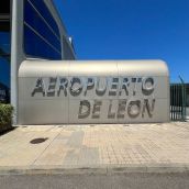 La plataforma 'Más Vuelos' reclama una ruta anual de León a Gran Canaria y destinos internacionales