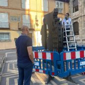  Mantenimiento esculturas a plaza Regla