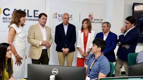 Puesta en marcha del supercomputador 'Caléndula'  |  Campillo / ICAL 