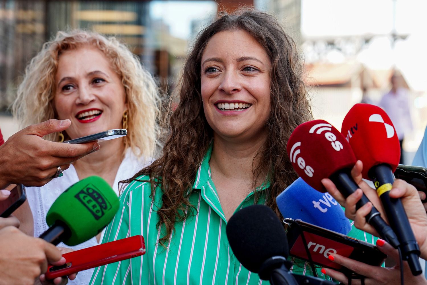 La presidenta del PP de León analiza la situación del transporte ferroviario