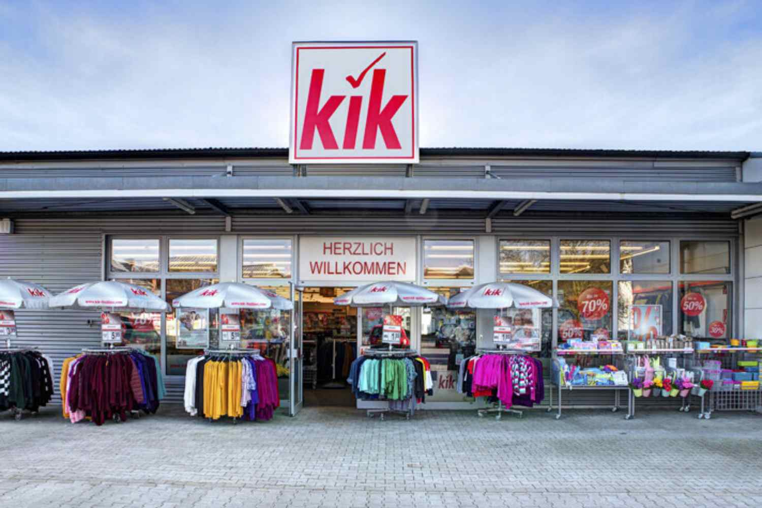 Una nueva marca de ropa 'low cost' llega a León, Kik le hará la competencia a Primark