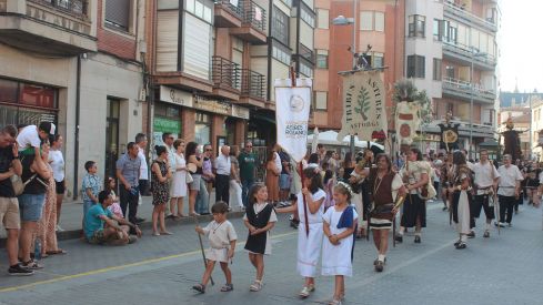 Desfile, campamento y mercado de Astures y Romanos57