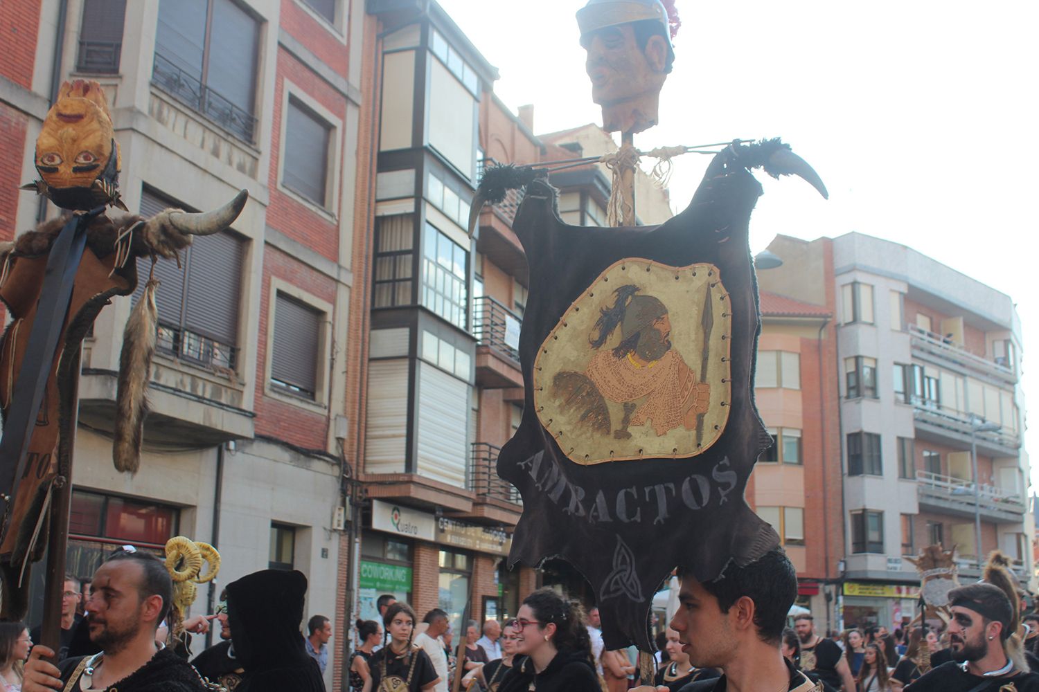 Desfile, campamento y mercado de Astures y Romanos62