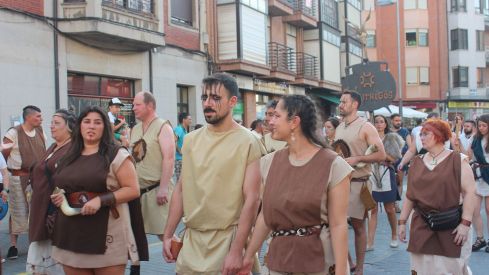 Desfile, campamento y mercado de Astures y Romanos70