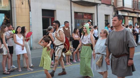 Desfile, campamento y mercado de Astures y Romanos72