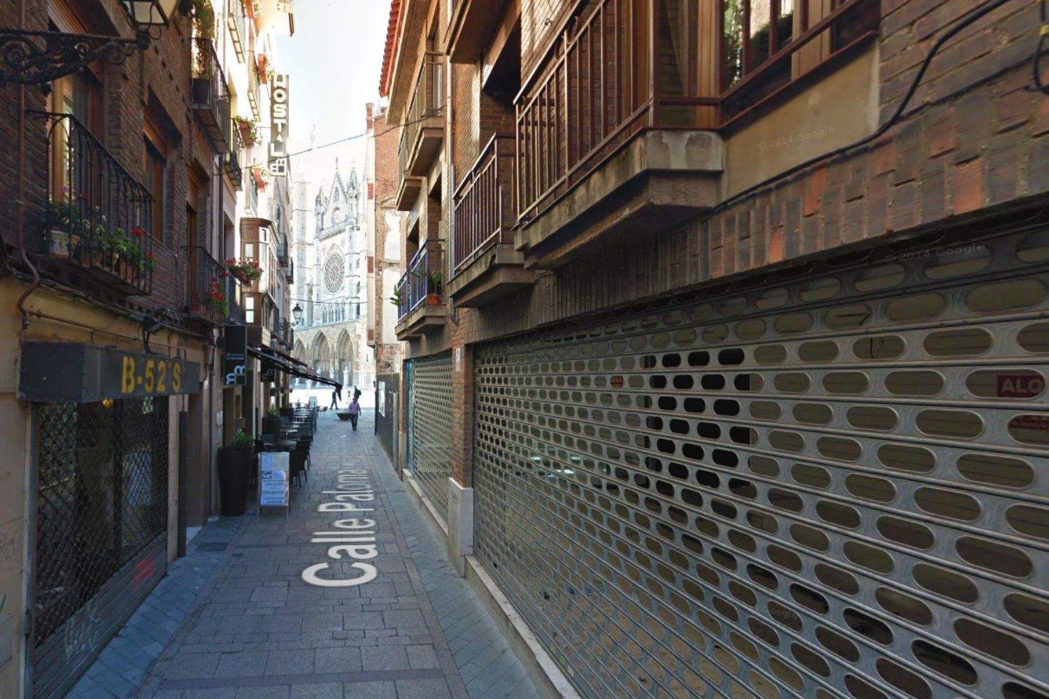 Calle Paloma situada en el Barrio Húmedo León Calle Paloma situada en el Barrio Húmedo León