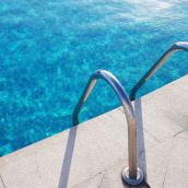 El PSOE denuncia el cierre reiterado de las piscinas municipales de Santa Colomba de Curueño por falta de mantenimiento |PSOE 