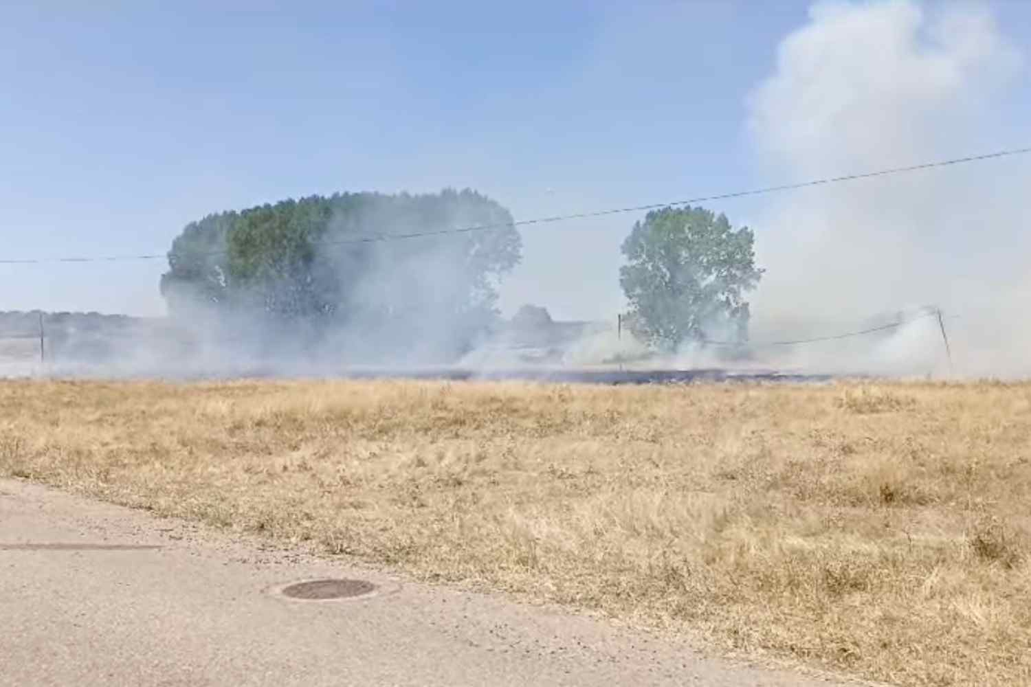 Incendio en Azadinos (León)