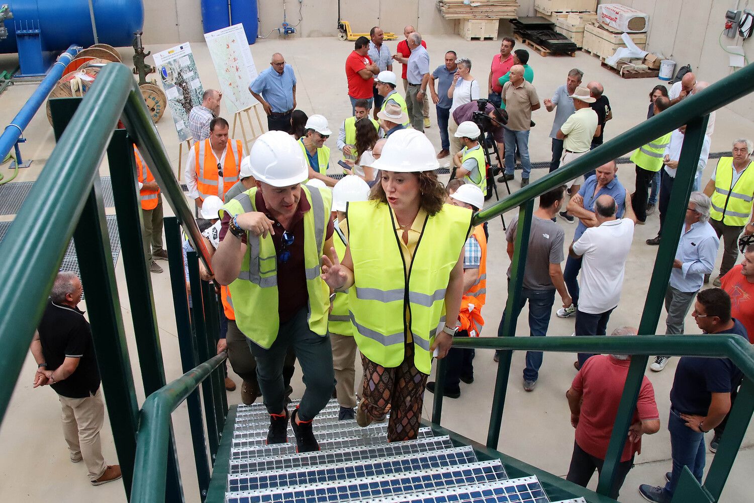 La consejera de Agricultura visita las obras de modernización del regadío de la Comunidad de Regantes del Canal Alto de Villares