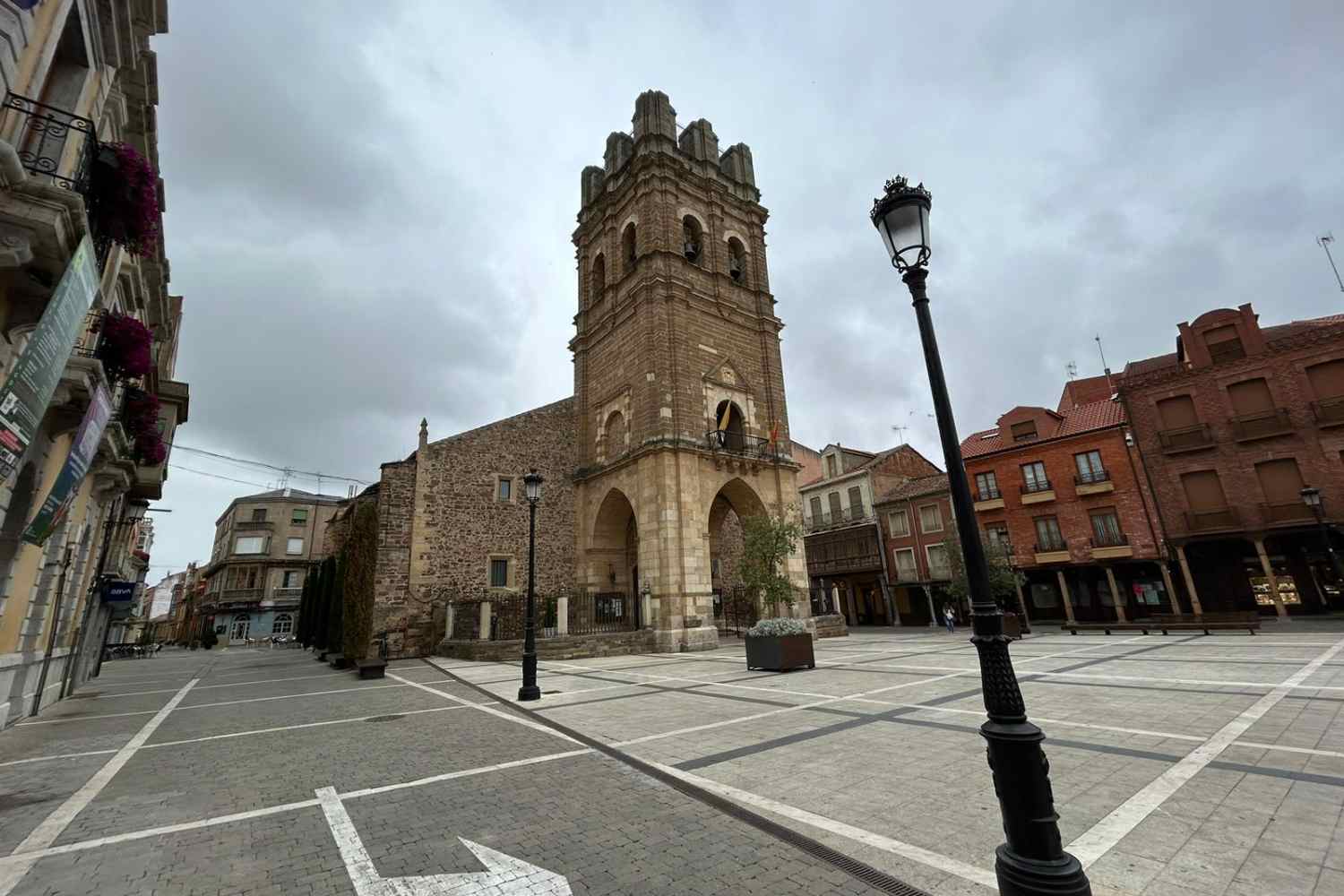 Iglesia de Santa María en La Bañeza (León)