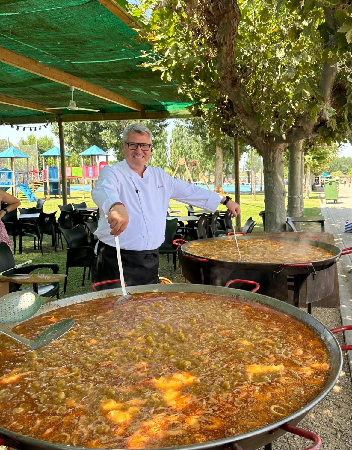 paella gigante valencia de don juan