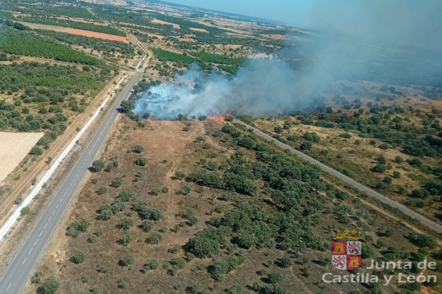 Declarado un incendio forestal en Castrillo de los Polvazares (León)