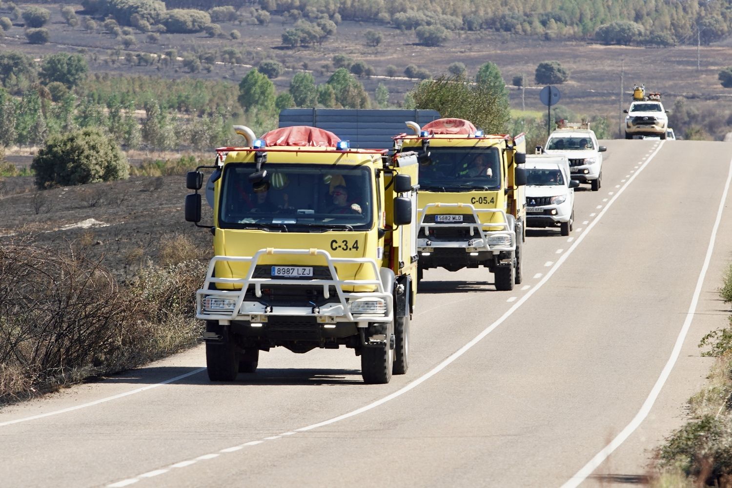 El incendio forestal de Castrillo de los Polvazares  baja a nivel 1 | Campillo / ICAL.