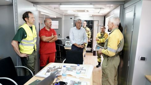 El incendio forestal de Castrillo de los Polvazares  baja a nivel 1 | Campillo / ICAL.