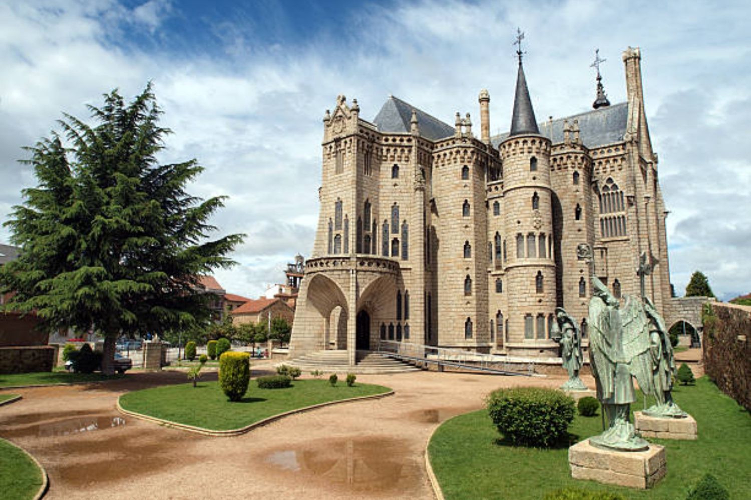 Palacio de Gaudi de Astorga |iStock 