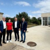 El secretario de estado de Reto Demográfico, Francés Boya, visita el municipio de Villagatón-Brañuelas (León)