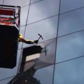 El paso de la DANA por León obliga a intervenir a los Bomberos en el Edificio Europa El paso de la DANA por León obliga a intervenir a los Bomberos en el Edificio Europa