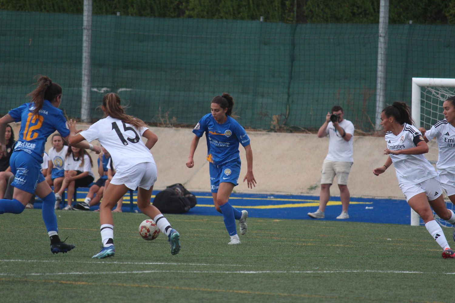 Partido entre el CD Olímpico de León y el Real Madrid B en el II Torneo Reino de LEón