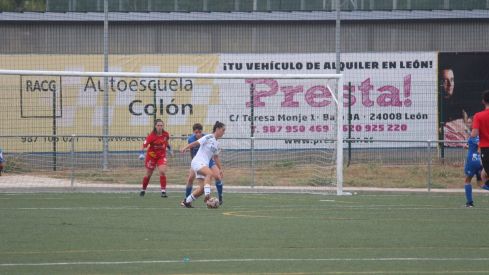 Partido entre el CD Olímpico de León y el Real Madrid B en el II Torneo Reino de LEón