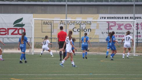 Partido entre el CD Olímpico de León y el Real Madrid B en el II Torneo Reino de LEón