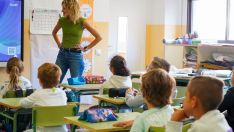 El Ayuntamiento de León ha invertido en los últimos dos cursos 800.000 euros para el mantenimiento de los centros educativos El Ayuntamiento de León ha invertido en los últimos dos cursos 800.000 euros para el mantenimiento de los centros educativos