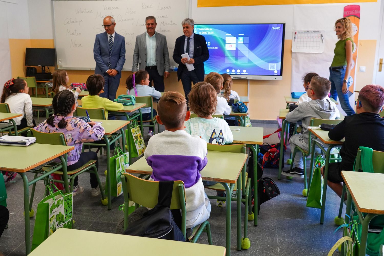 Inicio del curso escolar en el Colegio Público La Granja de León