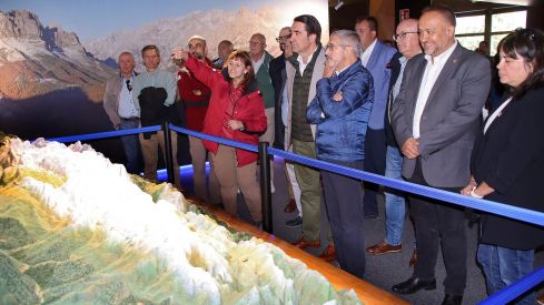 Centro de Visitantes del Parque Nacional de Picos de Europa Centro de Visitantes del Parque Nacional de Picos de Europa