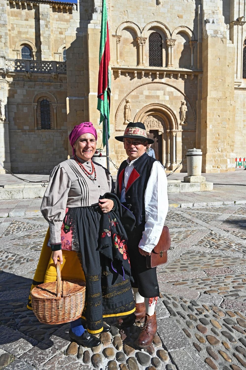 Día de Exaltación de la Indumentaria Tradicional en León (4)