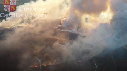 Declarado de nivel 2 el incendio en Brañuelas