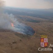 Los rayos provocan un incendio forestal en Lucillos 
