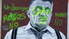 Vandalizan el mural de El Gran Wyoming en La Bañeza (León)