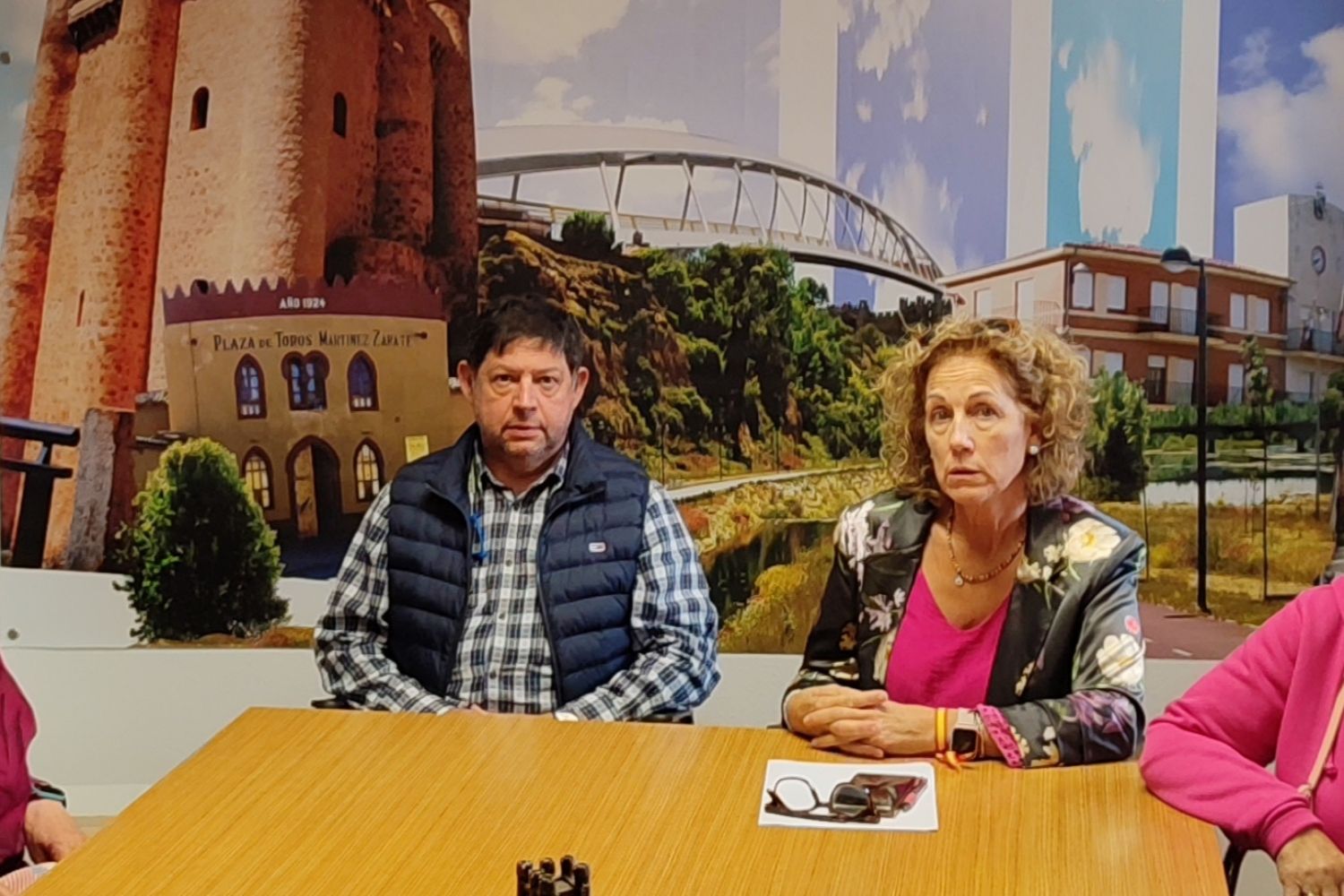 El Ayuntamiento y la Asociación de Pensionistas de  Valencia de Don Juan niegan el "desahucio" acusado por el PSOE