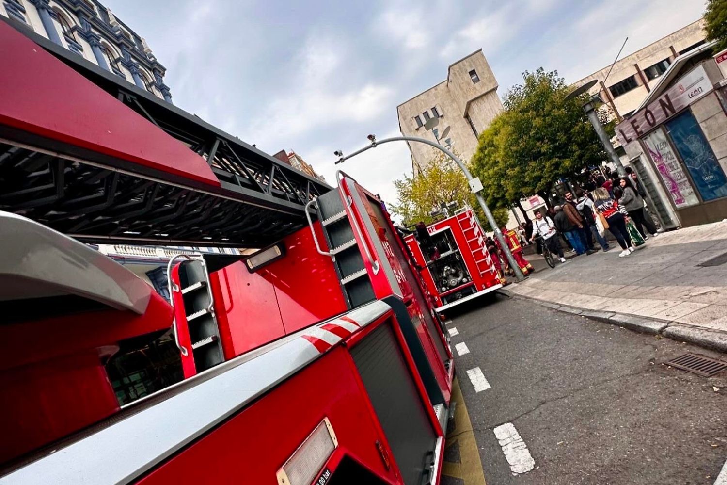 Desalojan el IES Juan del Enzina de León por una falsa alarma de incendio